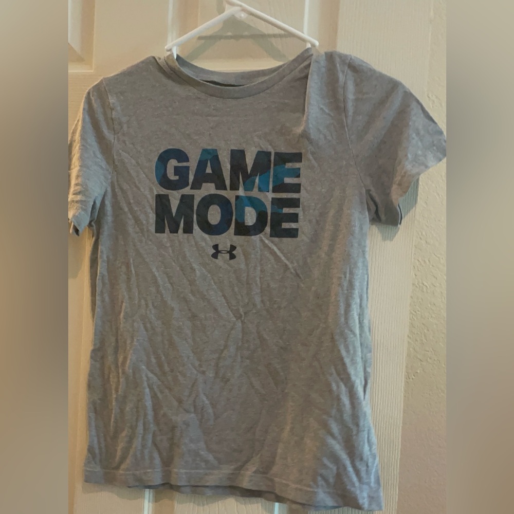 Boys Under Armour Gray 'Game Mode' T-Shirt-medium10/12